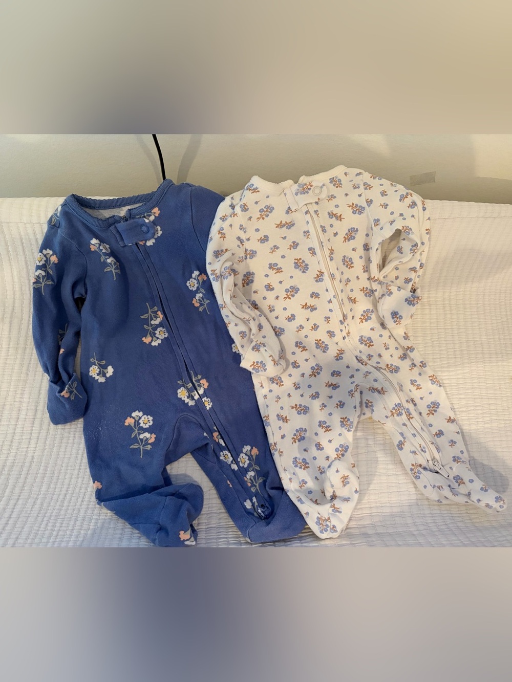 Carters newborn outfits